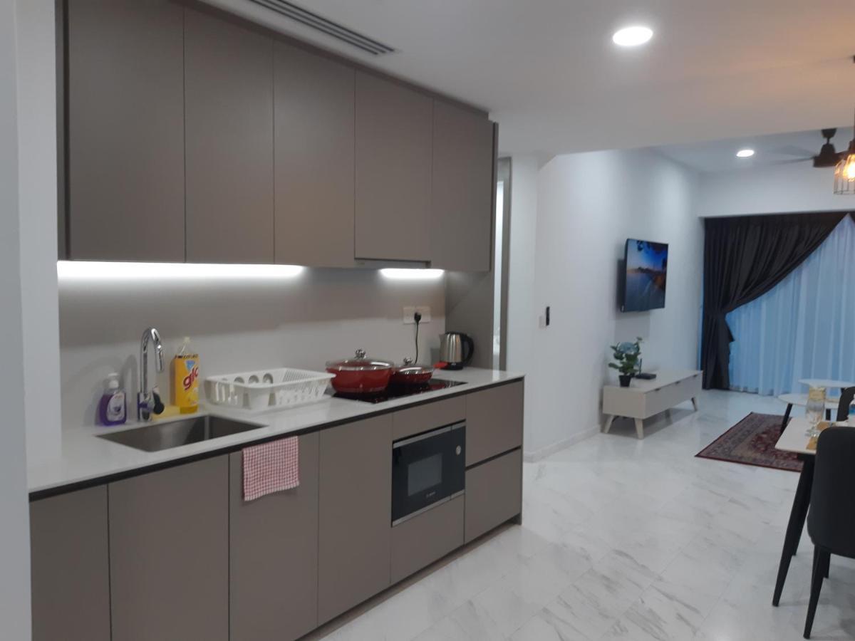 Astra @ Eaton Residences Kl Kuala Lumpur Extérieur photo