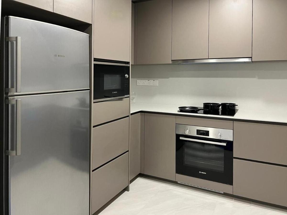 Astra @ Eaton Residences Kl Kuala Lumpur Extérieur photo