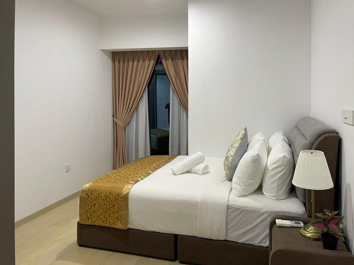 Astra @ Eaton Residences Kl Kuala Lumpur Extérieur photo