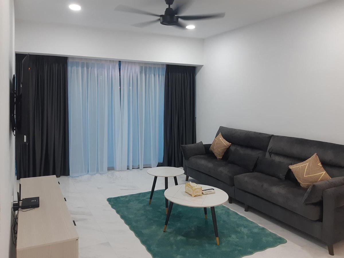 Astra @ Eaton Residences Kl Kuala Lumpur Extérieur photo