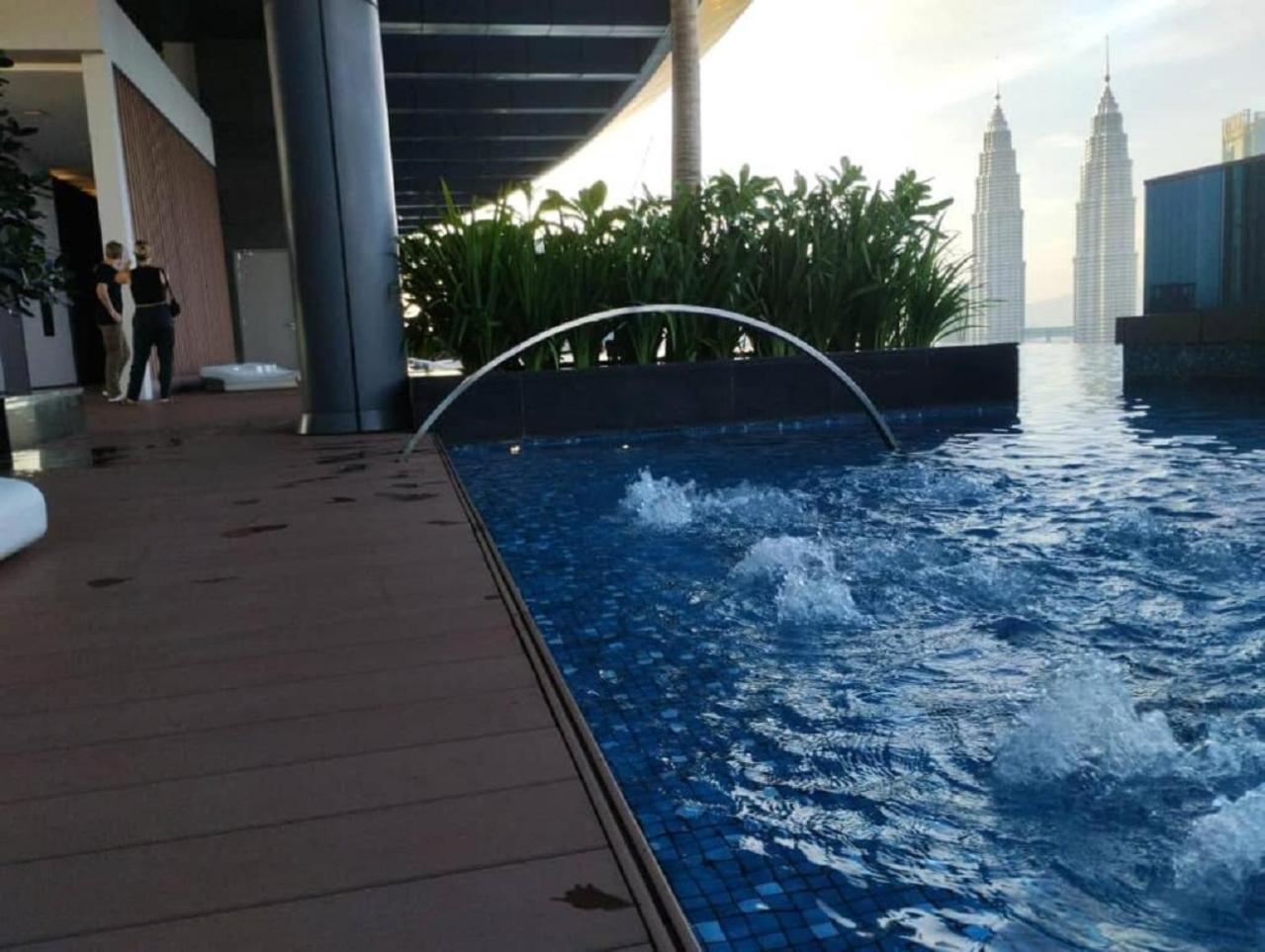 Astra @ Eaton Residences Kl Kuala Lumpur Extérieur photo